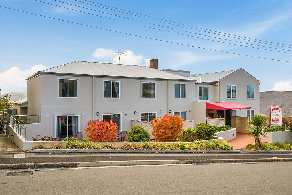 Apartment 104 Battery Point