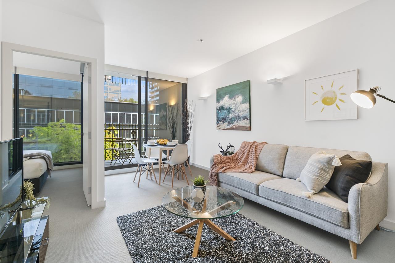 Complete Host Leopold Apartments Melbourne