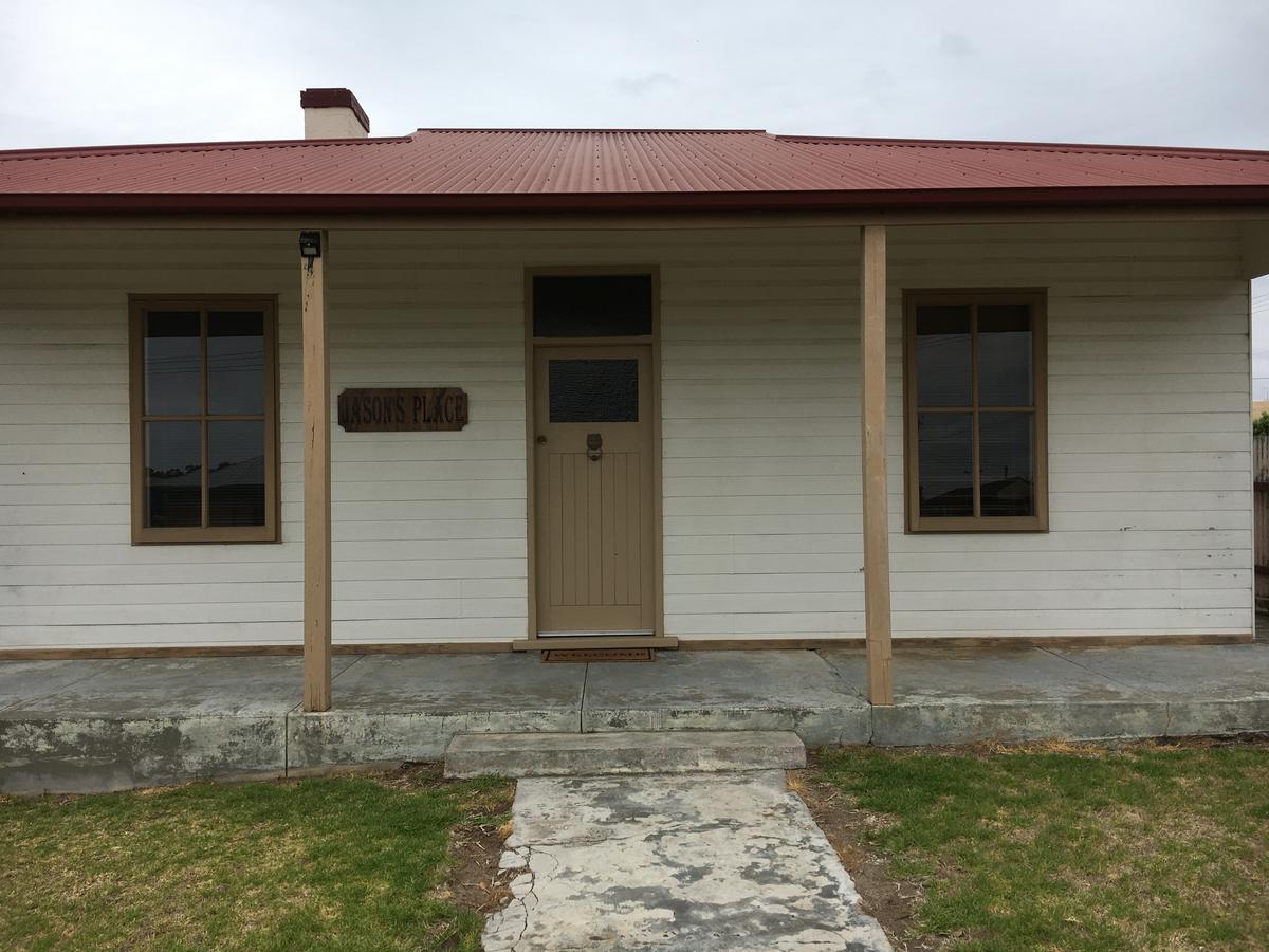 Jasons Place Kingscote