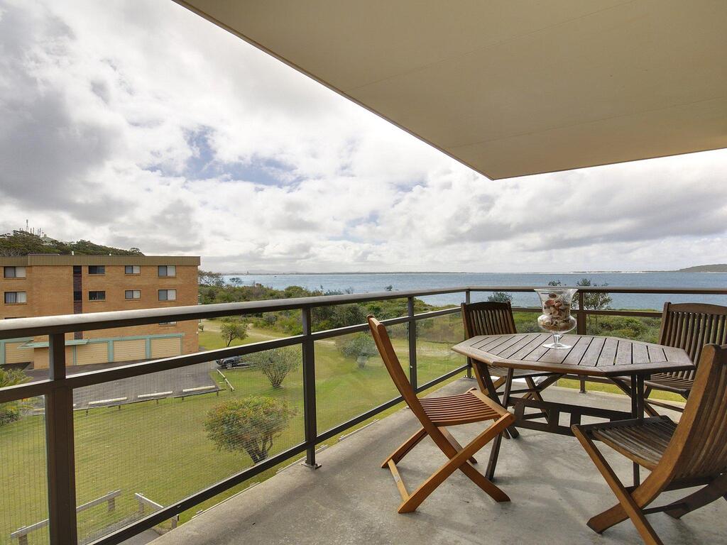 11 'Promenade' 8 Intrepid Close - air conditioned unit with beautiful water views Nelson Bay