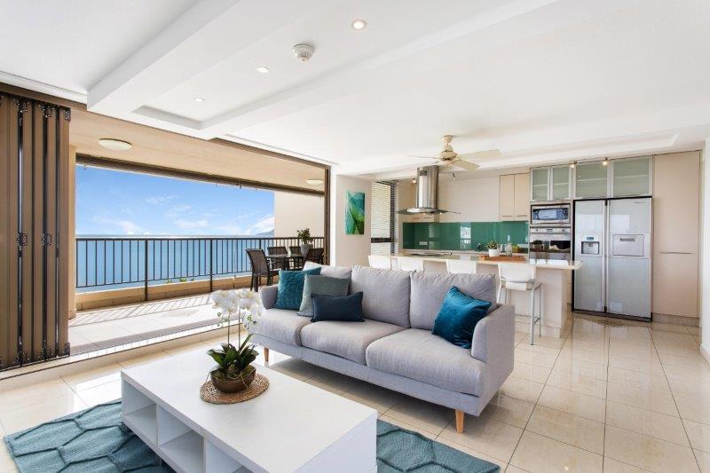 5  Apartment on The Esplanade Cairns
