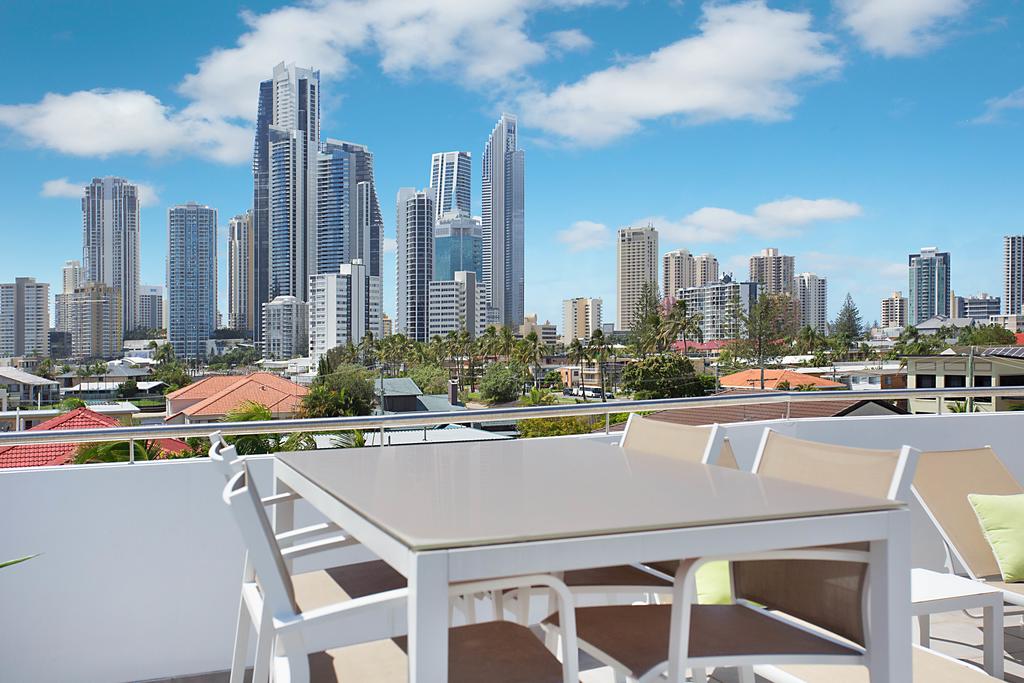 A PERFECT STAY - Casa Grande on the Water Surfers Paradise