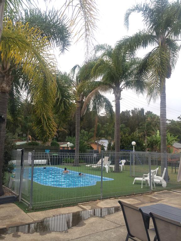 Aquarius Holiday Apartments Batehaven