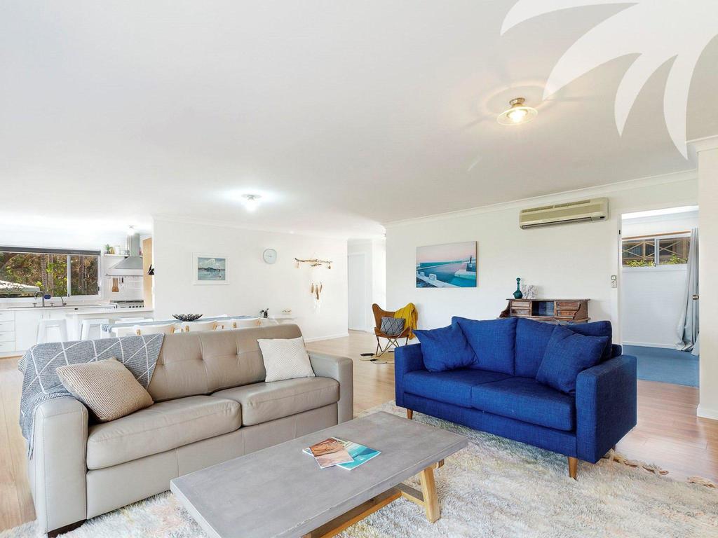 Bangalow Elizabeth Beach