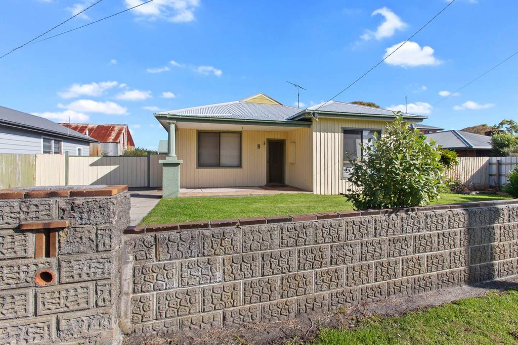 BAY YARD - large yard wifi family friendly. Apollo Bay