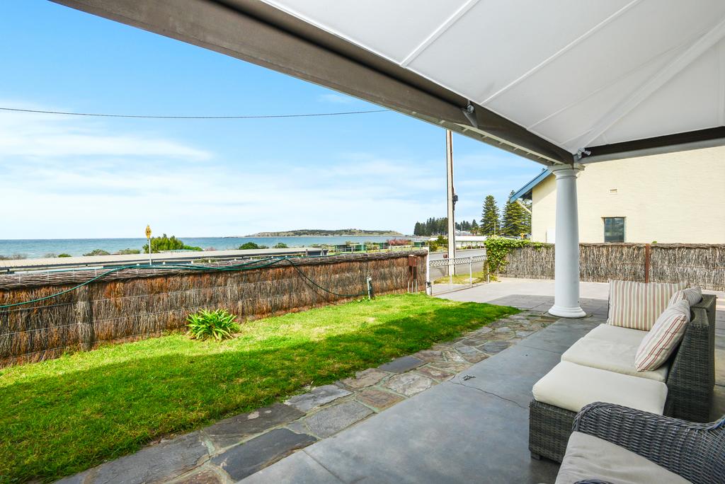 Beachfront Buena Vista - PetFriendly Victor Harbor