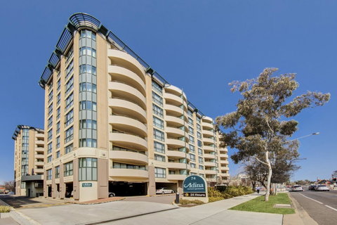 Adina Serviced Apartments Canberra James Court - Go Out 4