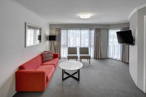Adina Serviced Apartments Canberra James Court - Go Out 5