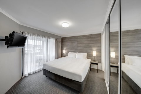 Adina Serviced Apartments Canberra James Court - Go Out 11