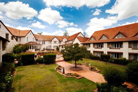 Mercure Canberra - Go Out 44