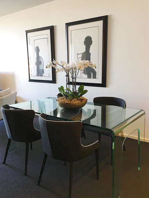 Birch Apartments In The City - Pubs and Clubs 3