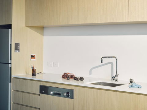 Nishi Apartments Eco Living By Ovolo - Pubs and Clubs 35