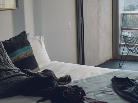 Nishi Apartments Eco Living By Ovolo - Pubs and Clubs 30