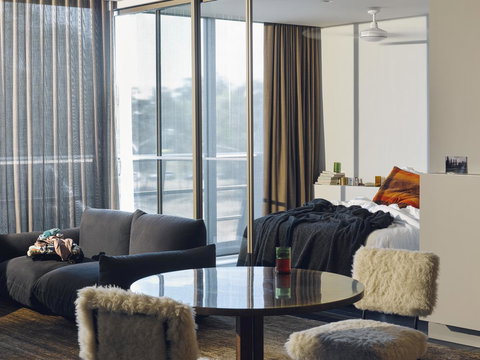 Nishi Apartments Eco Living By Ovolo - Pubs and Clubs 12