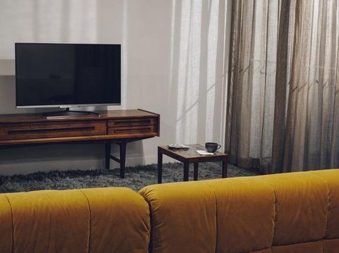 Nishi Apartments Eco Living By Ovolo - Pubs and Clubs 23