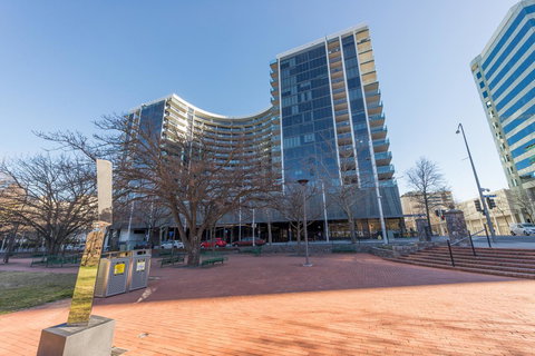 Manhattan 303 Canberra City ACT - Pubs and Clubs 22