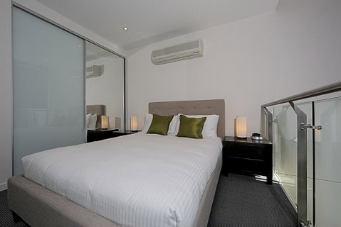 Mode 220 Braddon ACT - Go Out 4