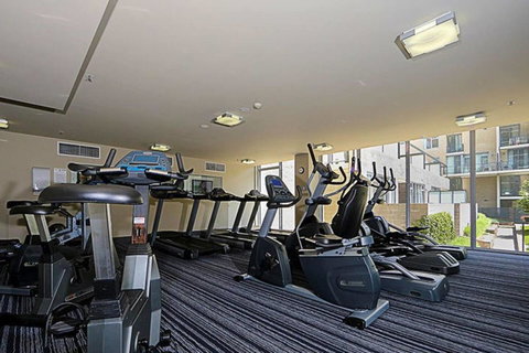 Spacious 1BR Stylish New Acton Apartment +Parking - Pubs and Clubs 19