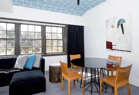 Peppers Gallery Hotel - Pubs and Clubs 39