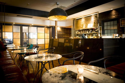 Peppers Gallery Hotel - Pubs and Clubs 4