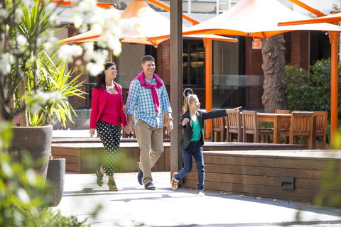 Peppers Gallery Hotel - Pubs and Clubs 27