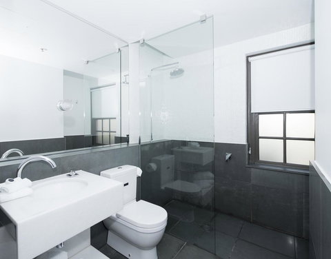 Peppers Gallery Hotel - Pubs and Clubs 22