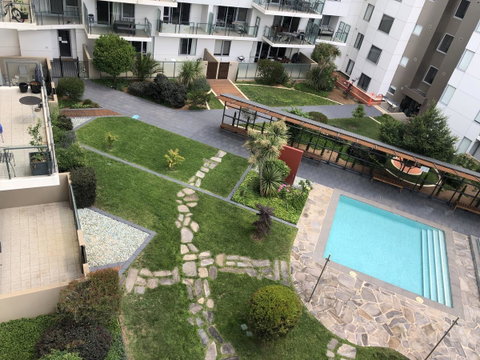 Staying Places - The Avenue - Go Out 2