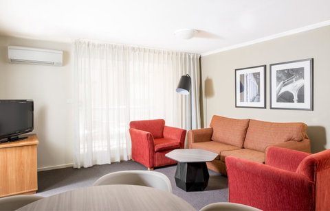 Mantra On Northbourne - Go Out 15