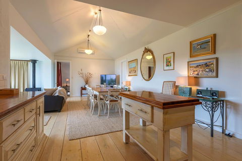 Sky House Kangaroo Island - Pubs and Clubs 1