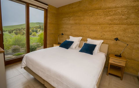 Sky House Kangaroo Island - Pubs and Clubs 9