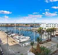 Port Adelaide Executive Waterfront Apartment - Pubs and Clubs