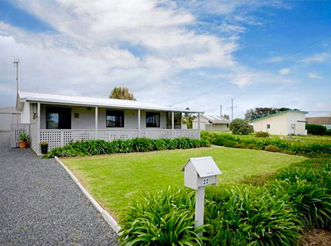 Driftwood On Dover - Pubs and Clubs 1