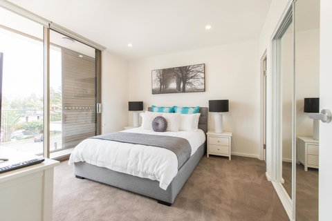 Bluewater Apartments - Pubs and Clubs 33