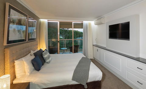 Pacific Bay Resort - Go Out 38