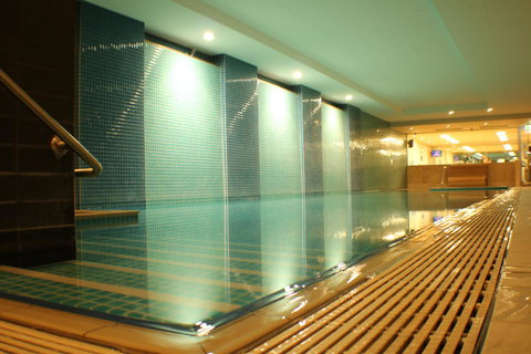 Beachside Luxury Apartments One & Two Bedroom In Beachfront Oaks Pier Building - Go Out 34