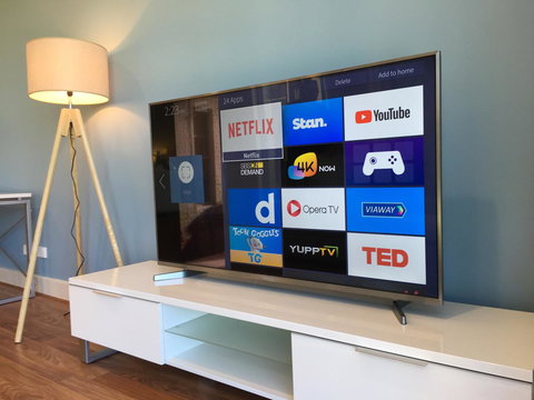 Beachside Luxury Apartments One & Two Bedroom In Beachfront Oaks Pier Building - Go Out 17