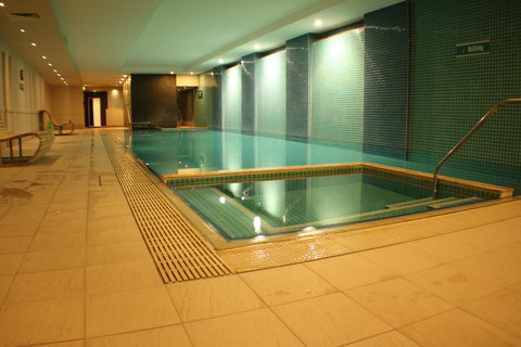 Beachside Luxury Apartments One & Two Bedroom In Beachfront Oaks Pier Building - Go Out 37