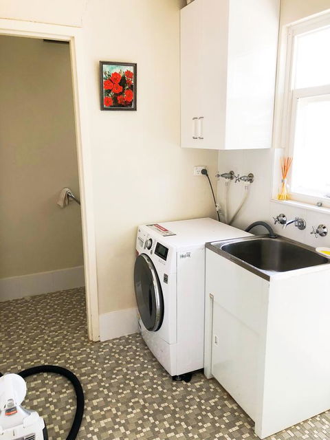 Beautiful Garden House - Pubs and Clubs 14