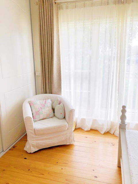 Beautiful Garden House - Pubs and Clubs 13