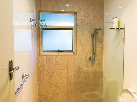 Beautiful Garden House - Pubs and Clubs 19