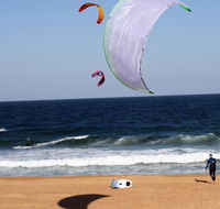 Serenity on Narrabeen Beach - 1Bdr beachside retreat - Pubs and Clubs