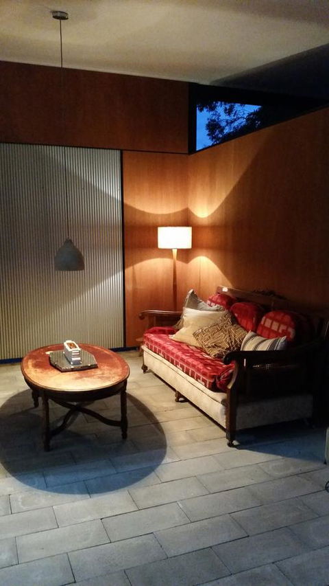 Sinclair Eco House - Pubs and Clubs 20