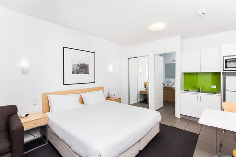 Majestic Oasis Apartments - Go Out 29