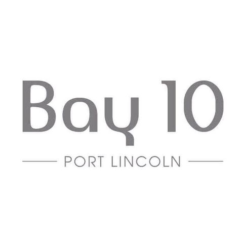 Bay 10 - Suites And Apartments - Go Out 20