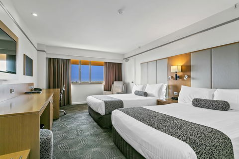 Stamford Plaza Adelaide - Pubs and Clubs 15
