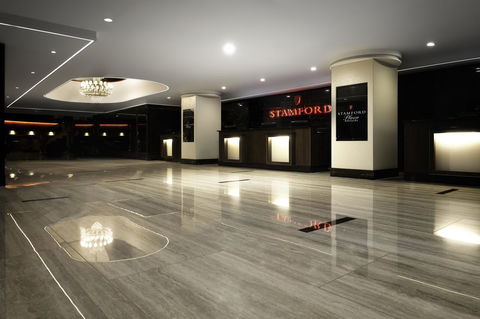 Stamford Plaza Adelaide - Pubs and Clubs 24