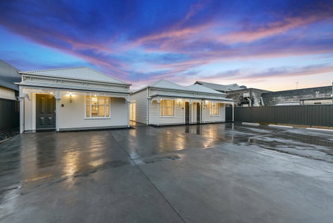 Aloha Central Luxury Apartments - Pubs and Clubs 23