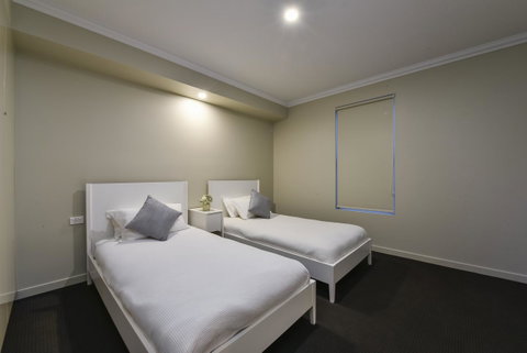 Aloha Central Luxury Apartments - Pubs and Clubs 27
