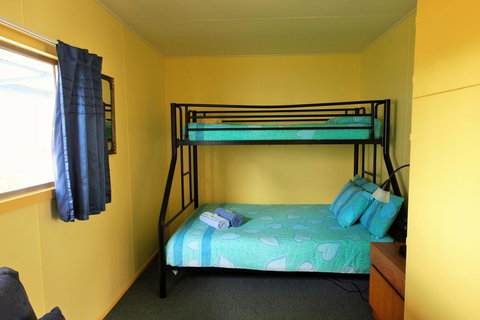 Baudin Beach Apartments - Go Out 6