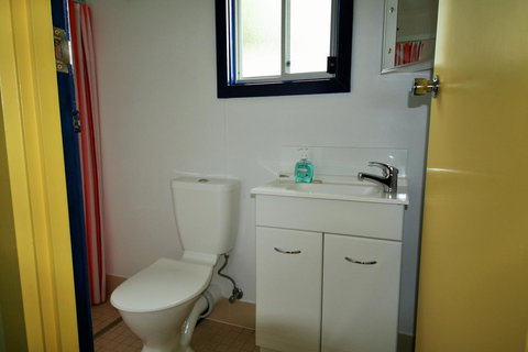 Baudin Beach Apartments - Go Out 7